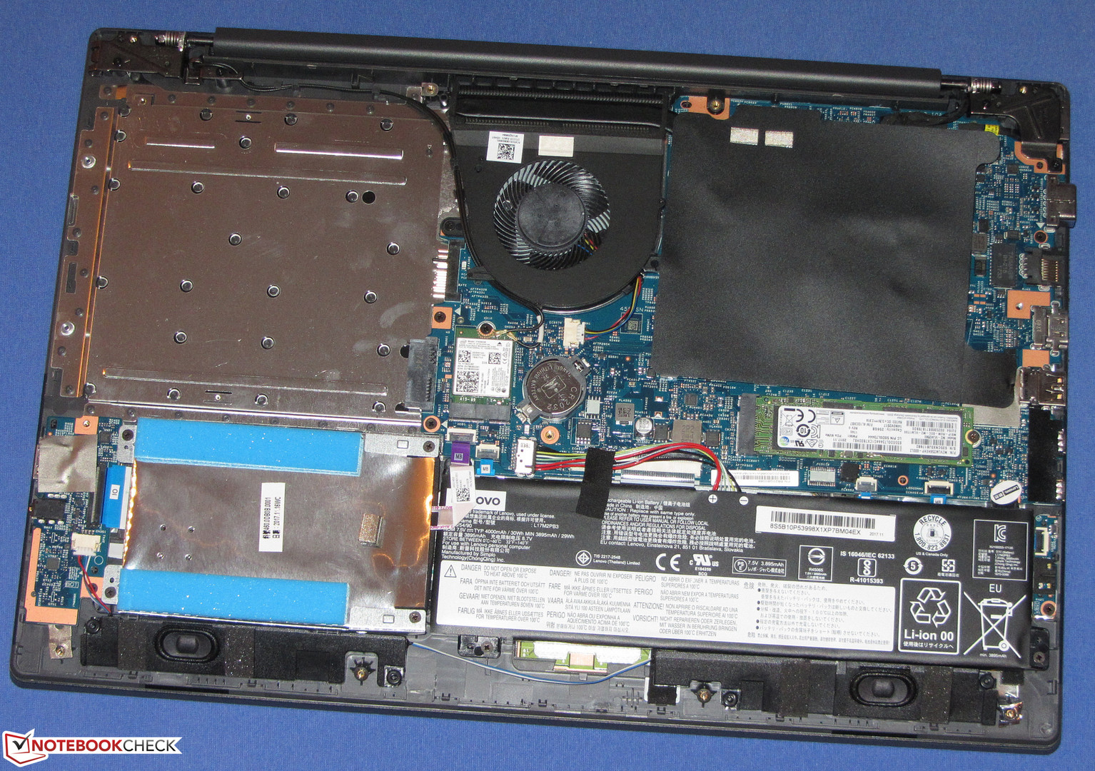 csm_lenovo_v330_15ikb_innereien1_cb607c390a.jpg